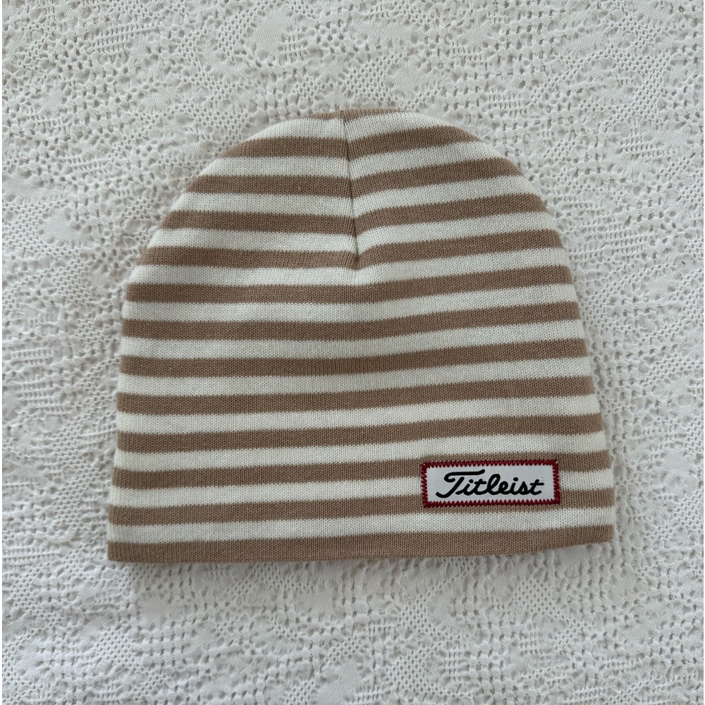 Titlelist womens golf beige & white stripe beanie